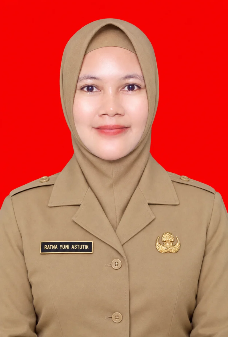 RATNA YUNI ASTUTIK, S.Pd